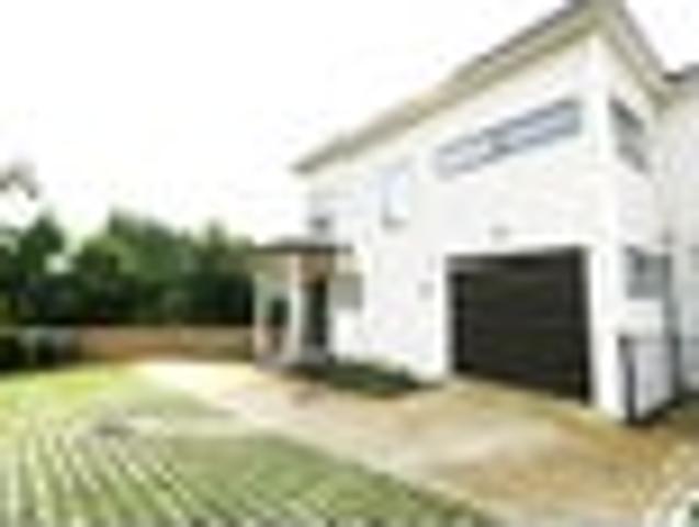House for rent in Mount Wellington, Oroua County