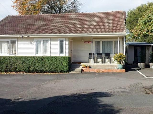 House for rent in Penrose, Oroua County