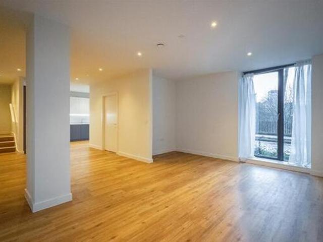 House for rent in Lyons, Greater London