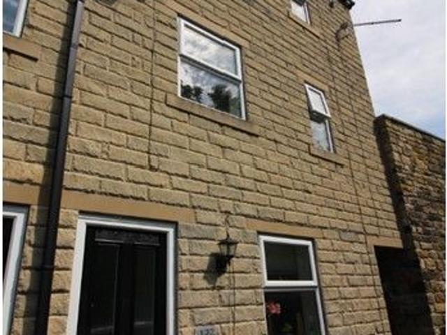 House for rent in Huddersfield, West Yorkshire