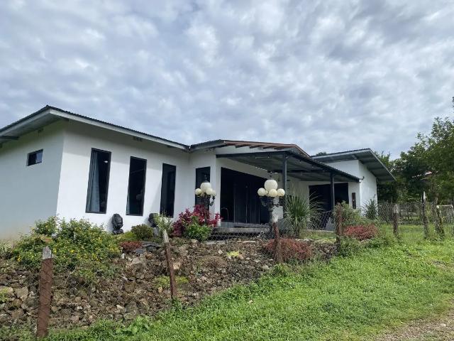 Casa venta en Gualaca