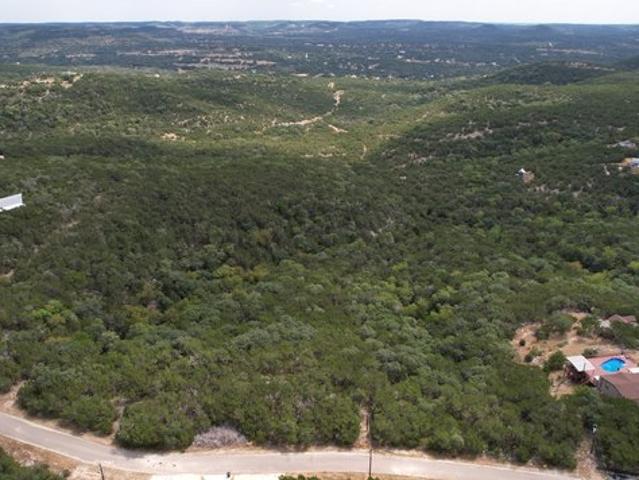 Land for sale in Pipe Creek, Texas