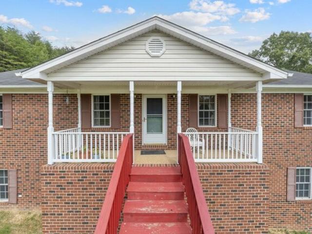 House for sale in Palmyra