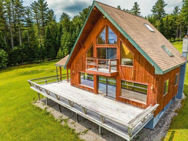 House for sale in Long Lake