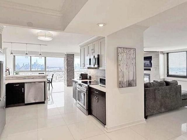 Condo for sale in Hudson, New Jersey