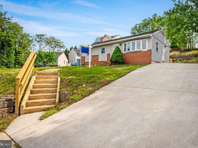 House for sale in Linthicum Heights
