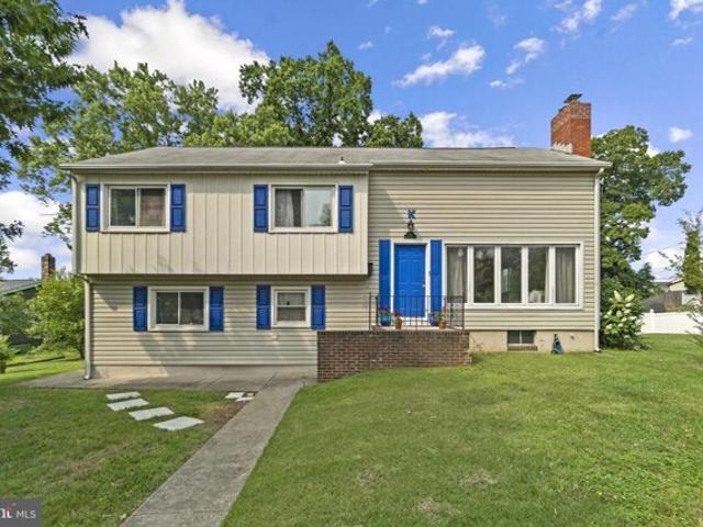 House for sale in Linthicum Heights