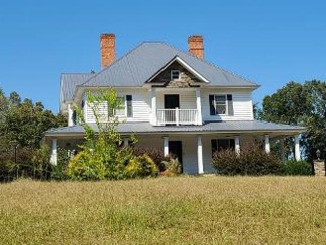 House for sale in West Union, South Carolina