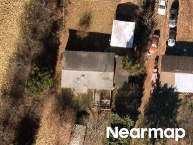 House for sale in Hickory