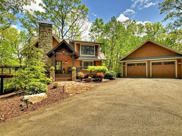 House for sale in Blue Ridge