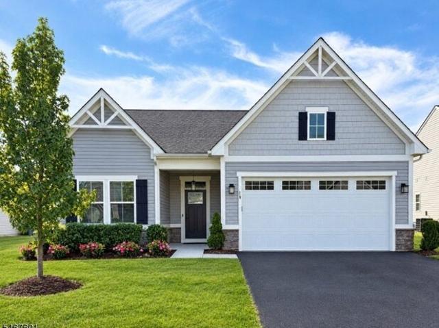 House for sale in Mansfield Meadows, Mansfield Township
