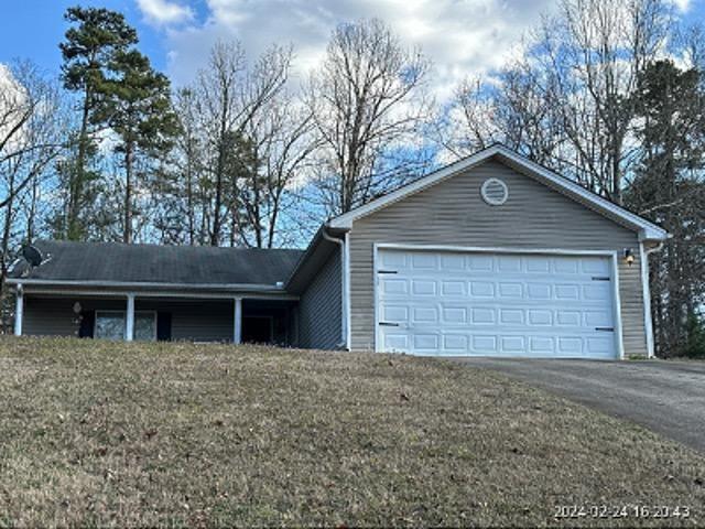 House for sale in Lula, Georgia