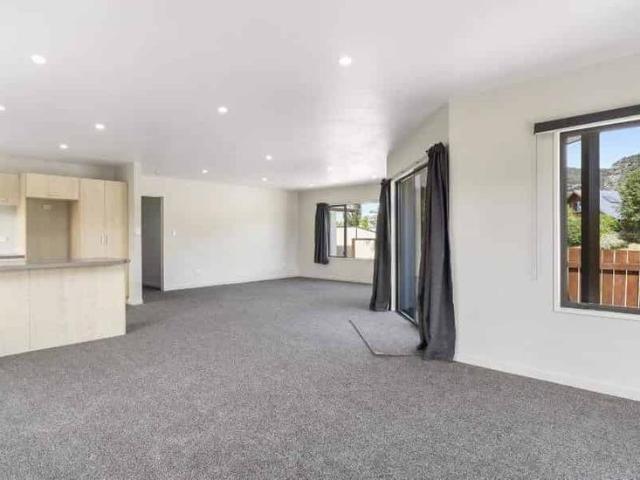 House for rent in Otakou