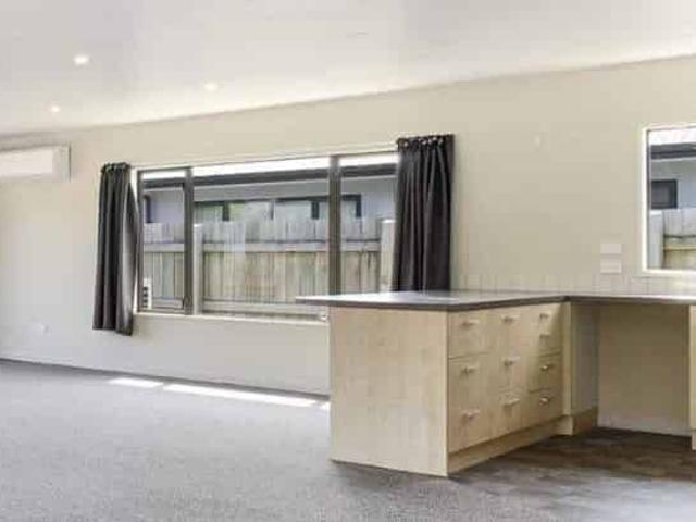 House for rent in Otakou