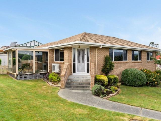 Apartment for sale in Redwood Village, Hobart