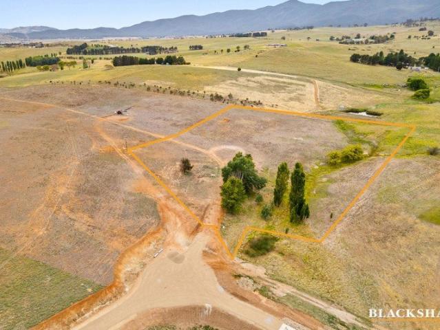 Land for sale in Queanbeyan, New South Wales