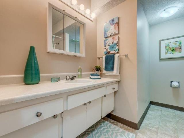 Apartment for rent in Northwest, Alberta