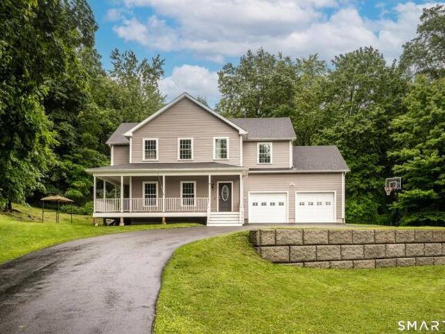 House for sale in Danbury, Connecticut