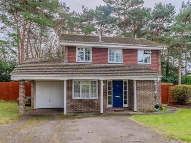 House for sale in Tricketts Cross, Ferndown