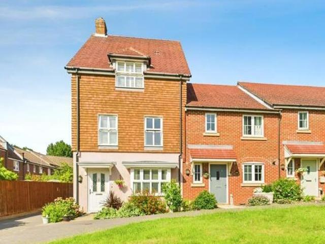 House for sale in Lyons, Greater London