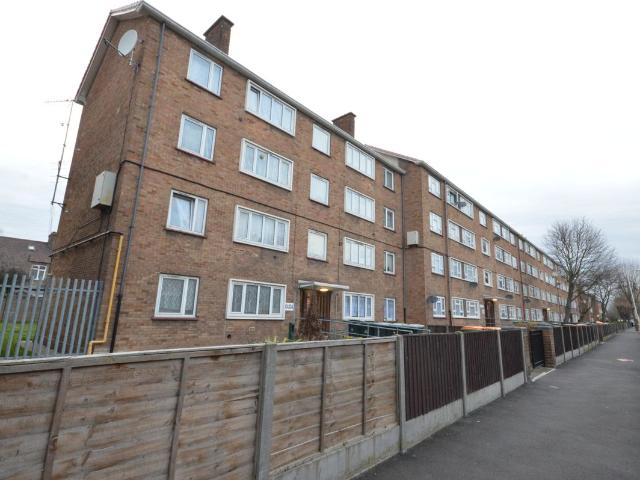Apartment for rent in London Borough of Newham, Greater London