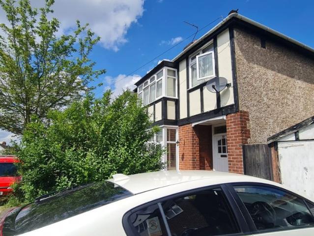 House for rent in Spring Park, Luton