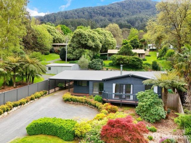 House for sale in Warburton, Melbourne