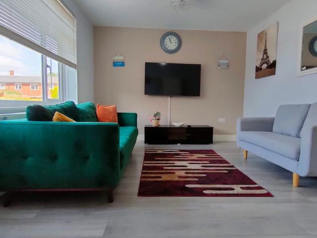 House for rent in Thamesmead, Greater London