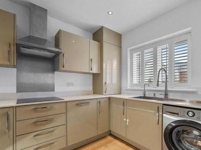 House for sale in Navestock Side, Essex