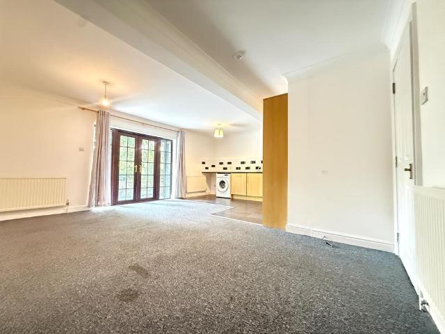 Apartment for rent in Swanscombe and Greenhithe, Monks Orchard