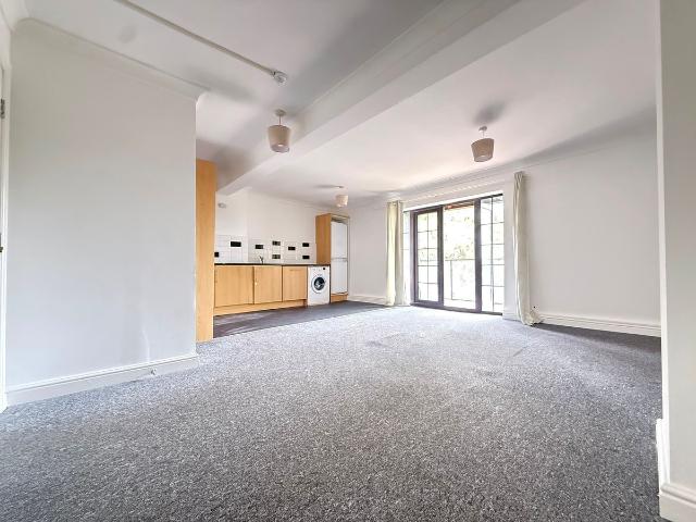 Apartment for rent in Swanscombe and Greenhithe, Monks Orchard