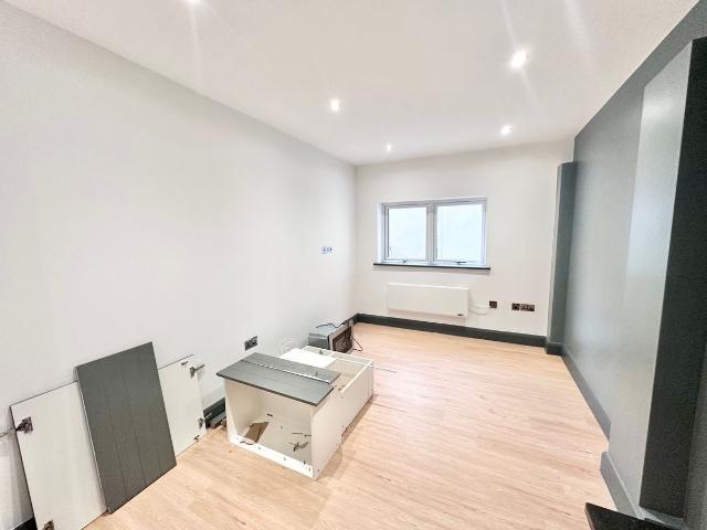Studio for rent in Swanscombe and Greenhithe, Monks Orchard