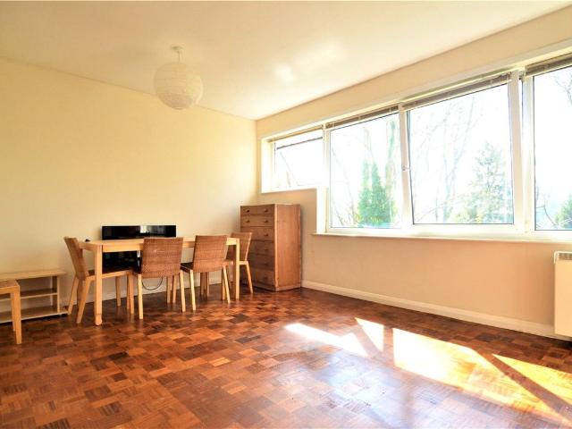 Apartment for rent in Hillview, Surrey