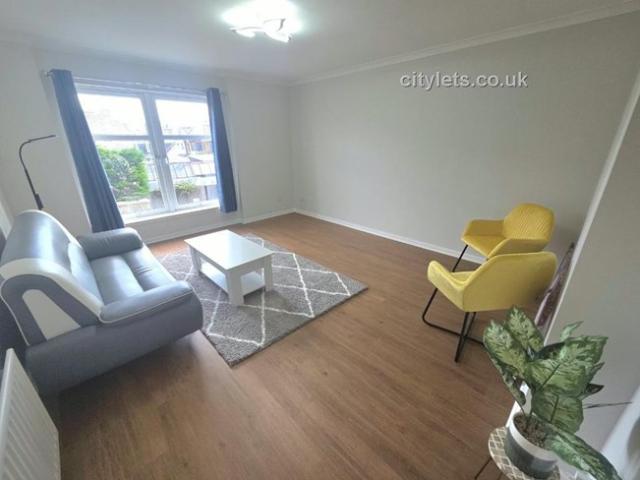 Flat for rent in Rosemount, Aberdeen City