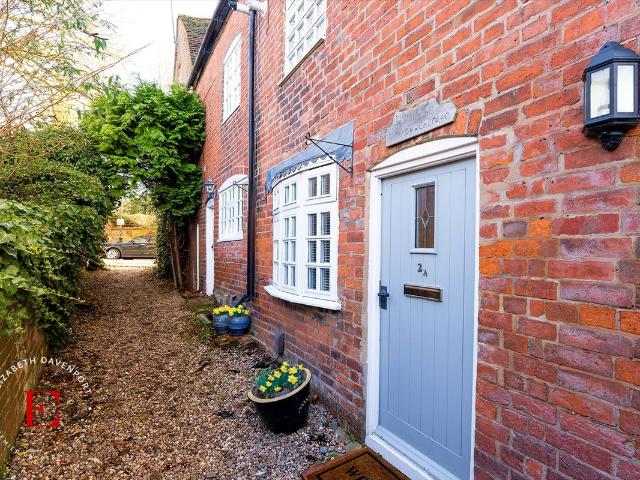 House for rent in Castle Green, Green Close