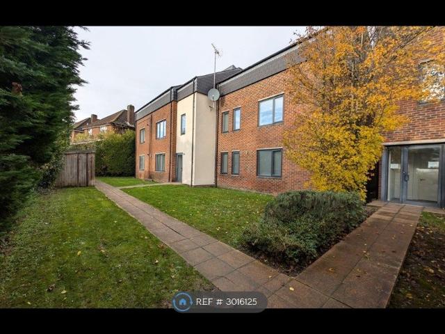 Apartment for rent in Midanbury, City Of Southampton