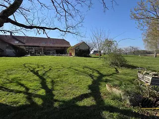 Maison vente à Louhans-Châteaurenaud, Mouthier-en-bresse