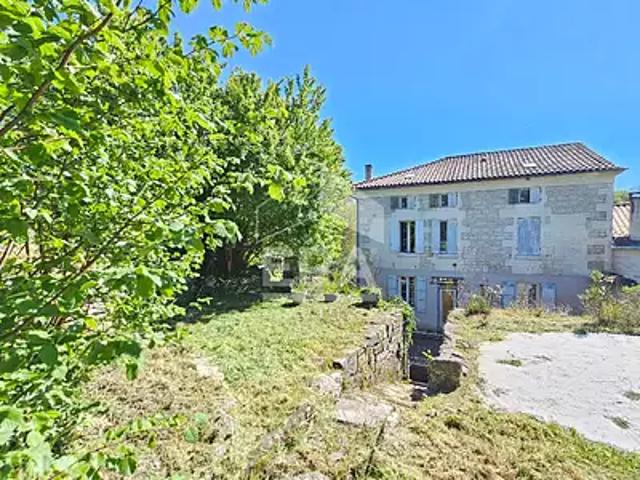 Maison vente à Angoulême, Mouthiers-sur-boëme