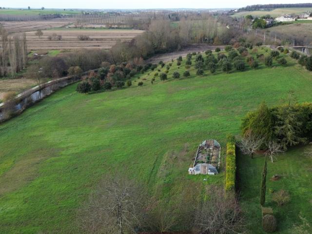 Château vente à Mouthiers-sur-Boëme, Charente