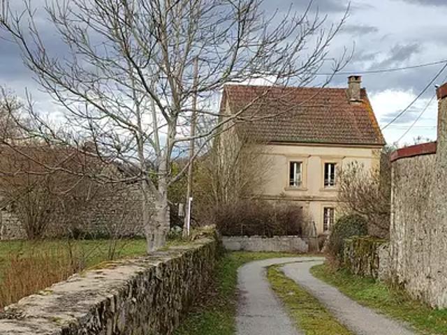 Maison vente à Aubusson, Moutier-rozeille