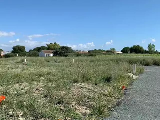 Terrain vente à Moutiers-les-mauxfaits, Vendée