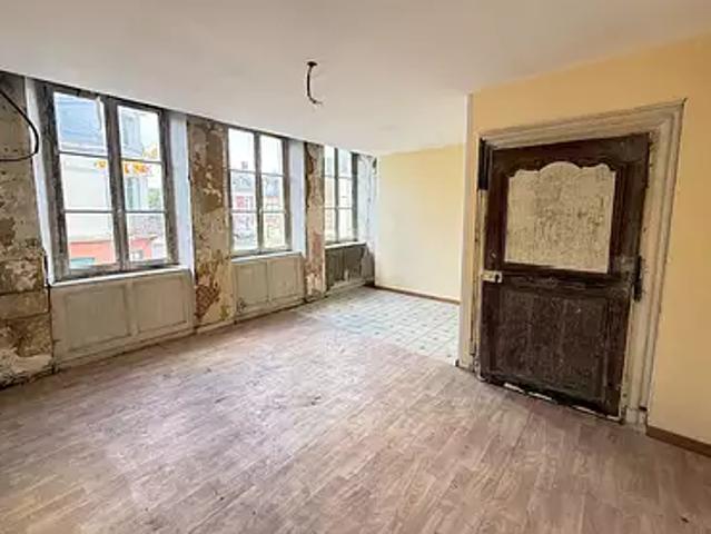 Maison vente à Quartier St-Laurent du Jura, Mouzon