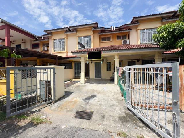 Terraced House for sale in Saujana