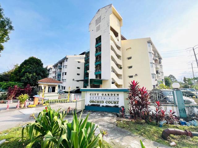 Condominium for sale in Langat, Selangor