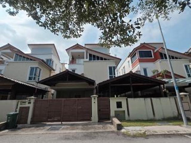 Bungalow for rent in Petaling, Alam Impian