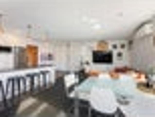 House for sale in Otaki Beach, Wellington