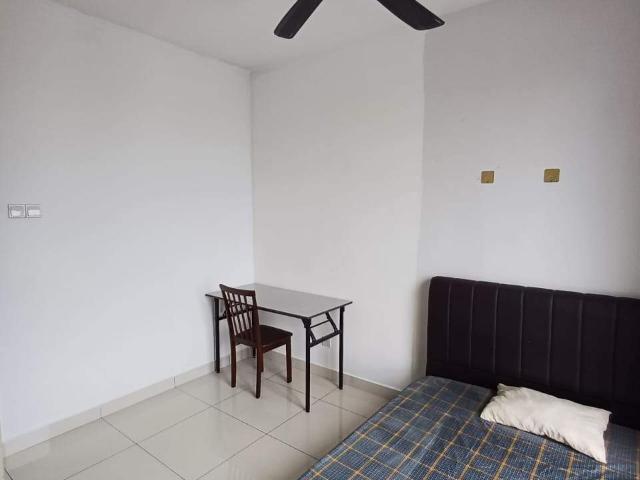 Room for rent in Putra Permai, Majlis Bandaraya Subang Jaya