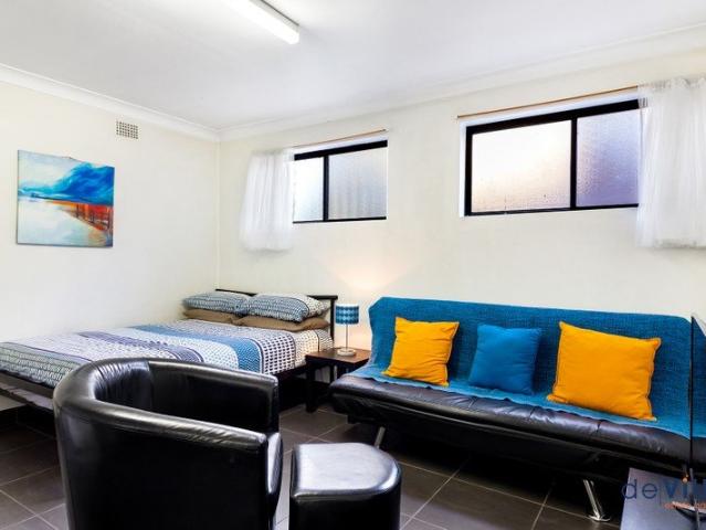 Granny Flat for rent in Sydney, New South Wales