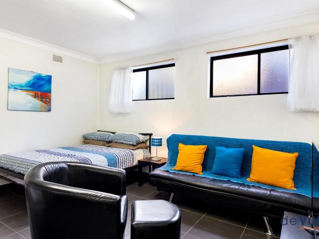 Granny Flat for rent in Sydney, New South Wales