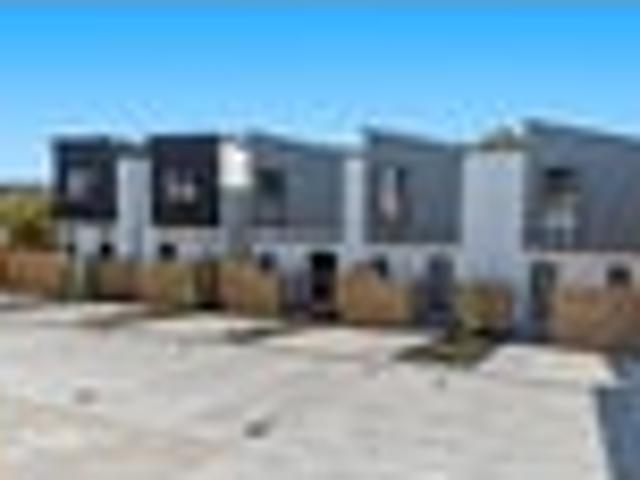 Townhouse for sale in Hamilton, Waikato